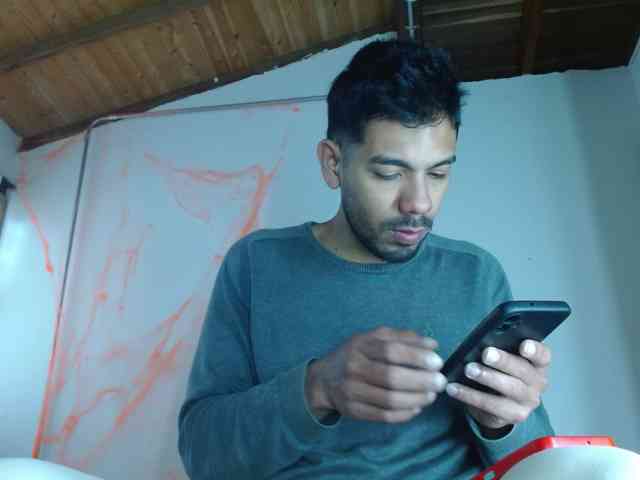 johanylatino