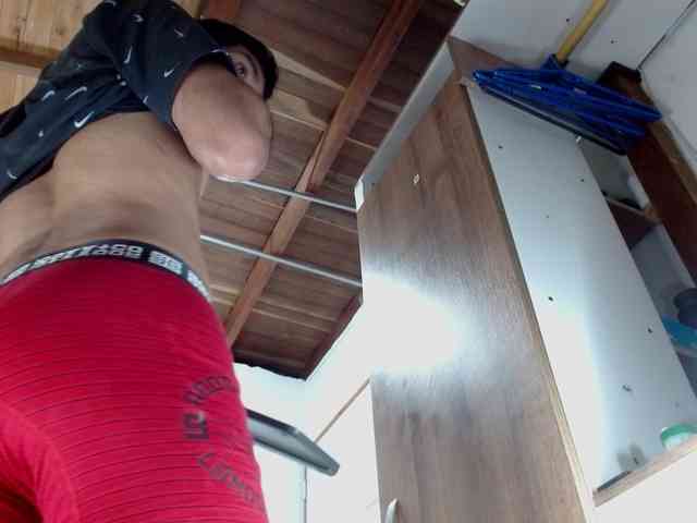 johanylatino