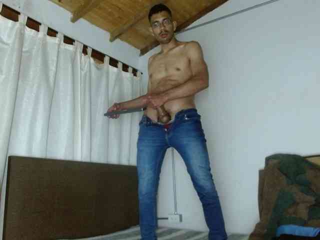 johanylatino