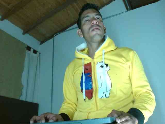 johanylatino