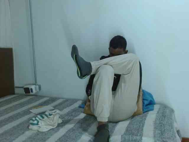 johanylatino Sex Cam Show