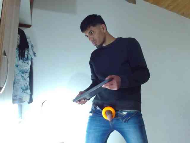 Johanylatino