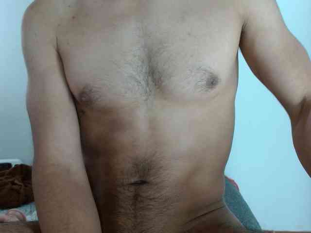 johanylatino