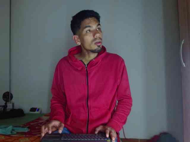 johanylatino
