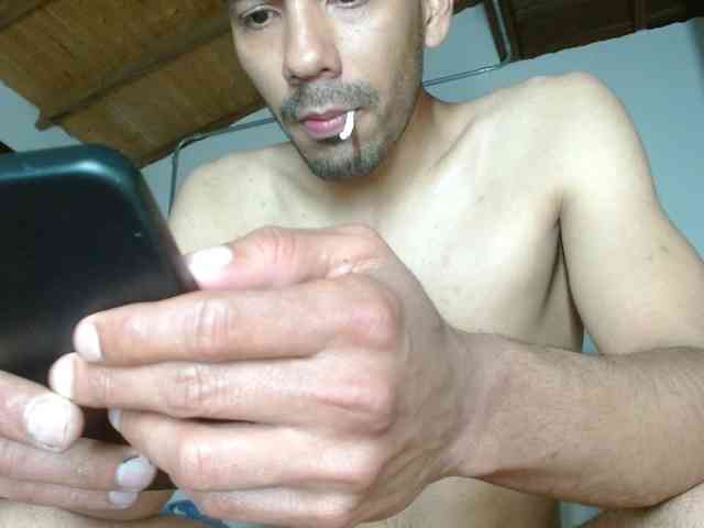 johanylatino Sex Cam Show