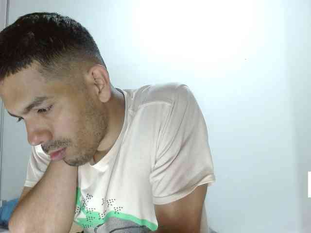 johanylatino johanylatino