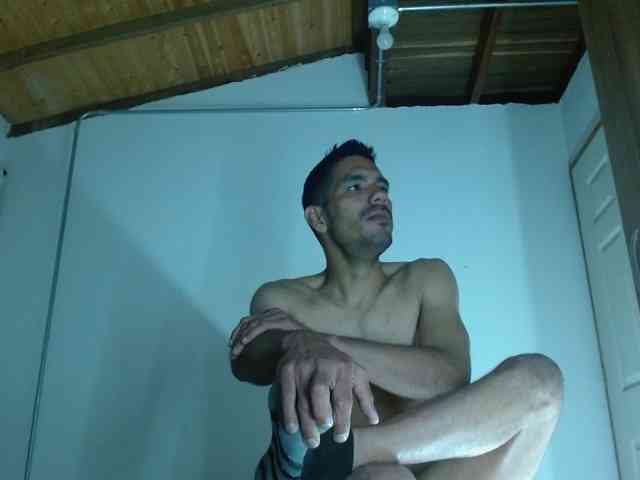 johanylatino Sex Cam Show
