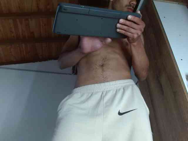 johanylatino johanylatino