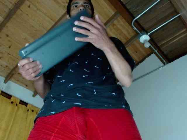 johanylatino