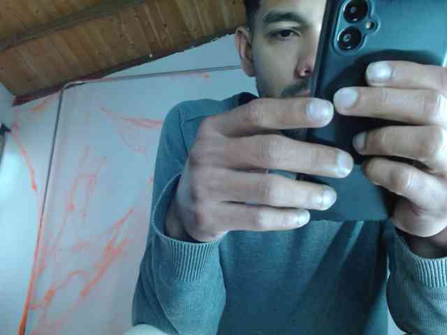 johanylatino johanylatino