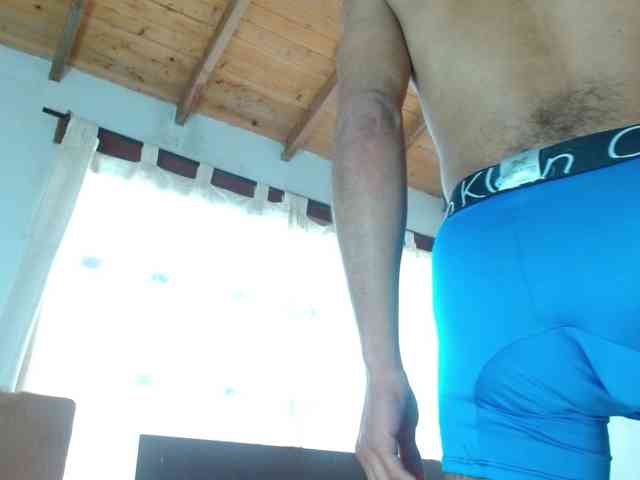 johanylatino