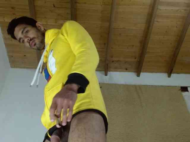 johanylatino johanylatino