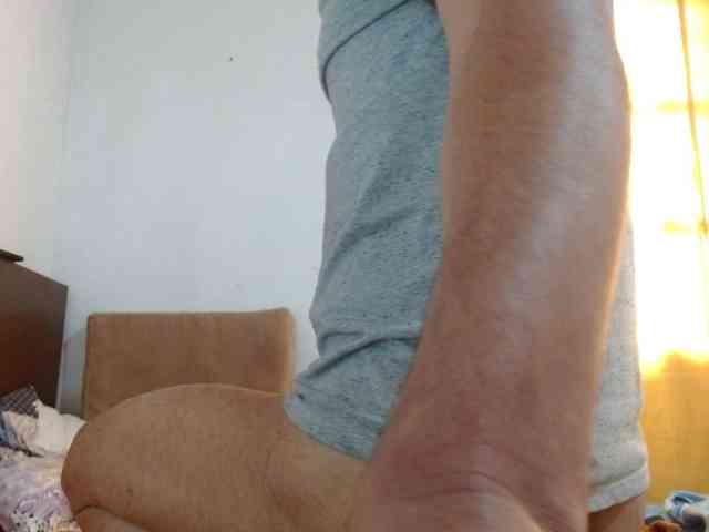 johanylatino