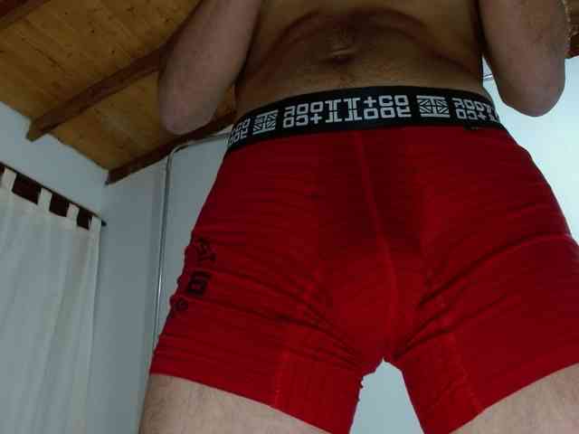 johanylatino