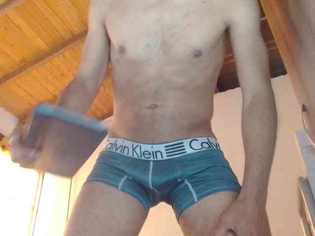 johanylatino johanylatino
