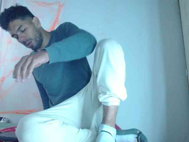 johanylatino johanylatino