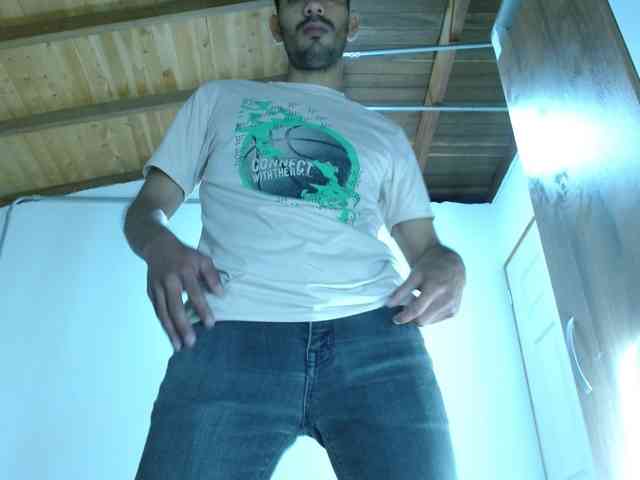 johanylatino Sex Cam Show