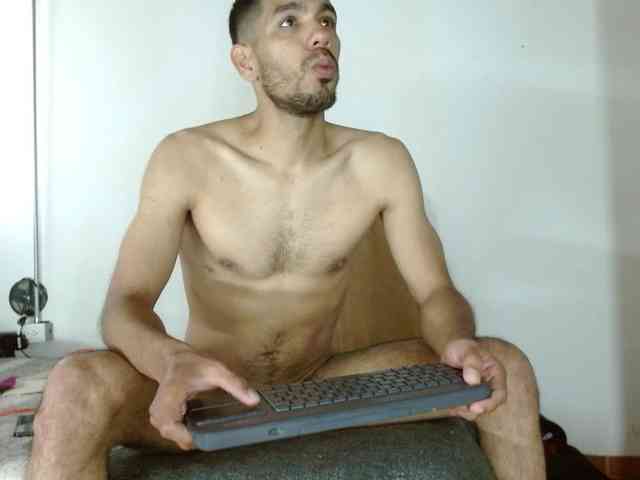 johanylatino