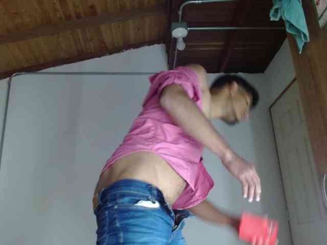johanylatino