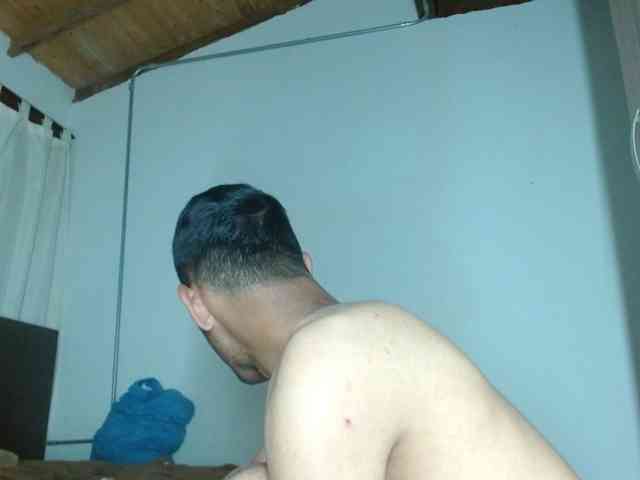 johanylatino Sex Cam Show