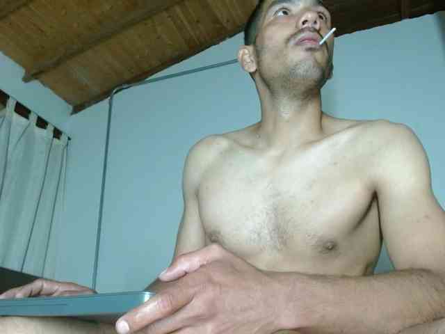 johanylatino Sex Cam Show