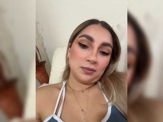 Erin- live webcam show