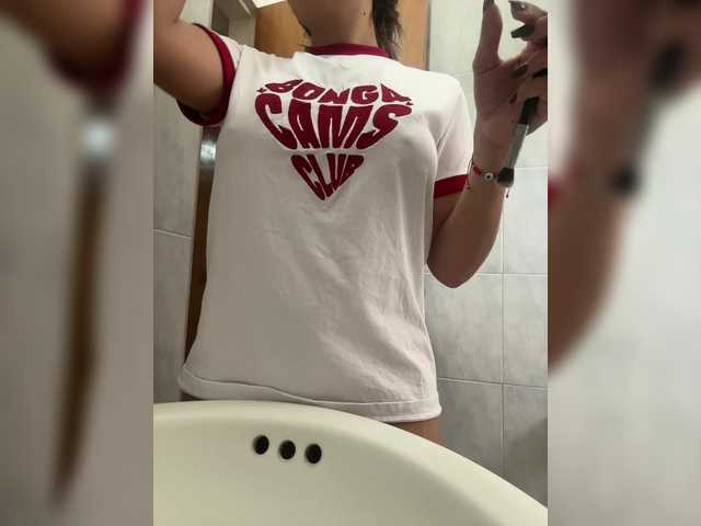 Erin- live cam on BongaCams