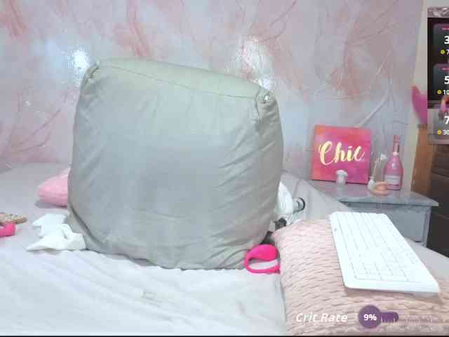 Erin- Live Webcam on BongaCams