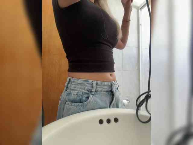 erin- webcam