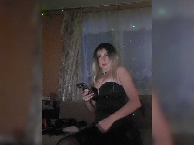 Ella-Mary