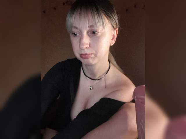 LizBetty live cam on BongaCams