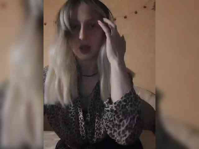 Ella-Mary webcam