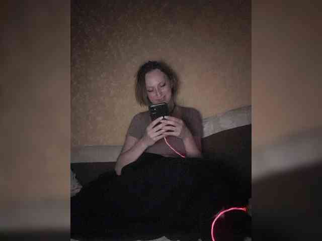 Ella-Mary webcam