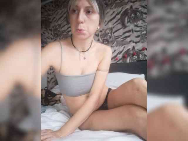 Ella-Mary webcam