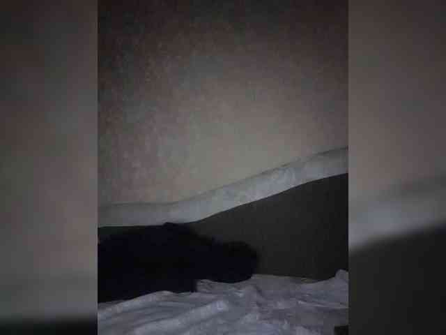 Ella-Mary webcam