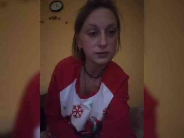 Ella-Mary webcam