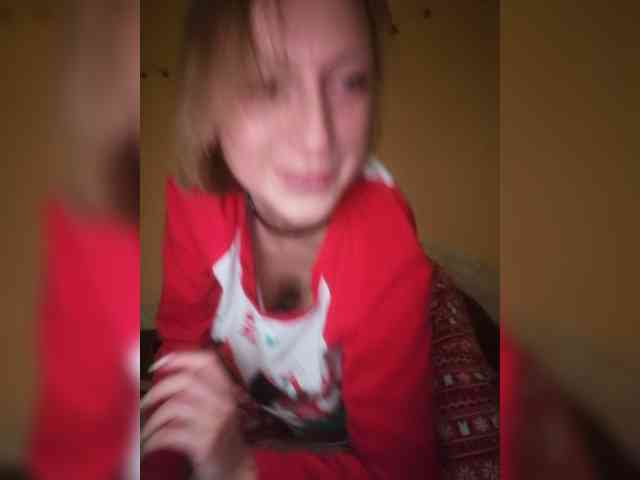 Ella-Mary webcam