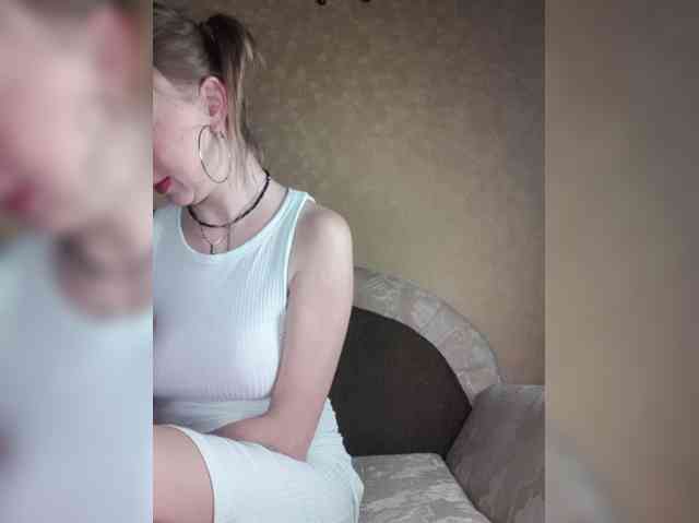 Ella-Mary webcam