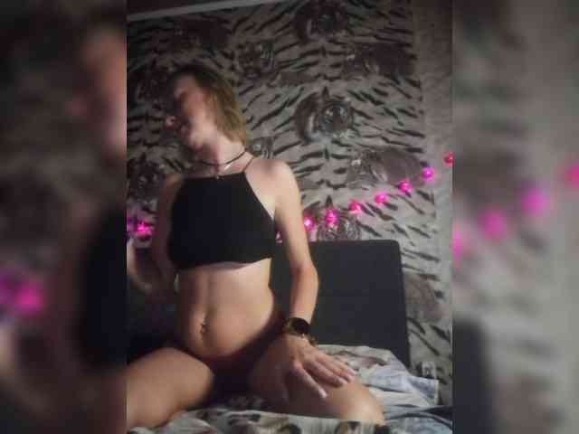Ella-Mary webcam