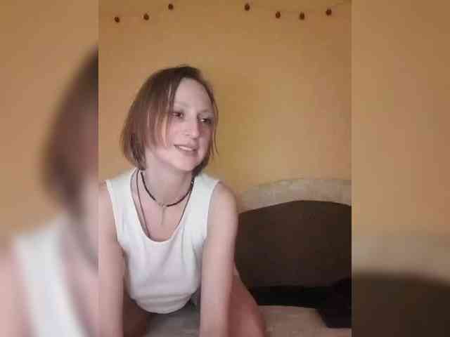 Ella-Mary webcam