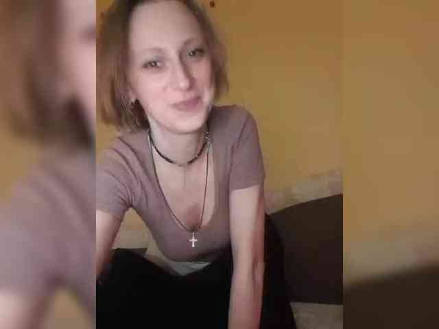 Ella-Mary webcam