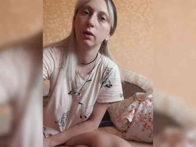 Ella-Mary webcam