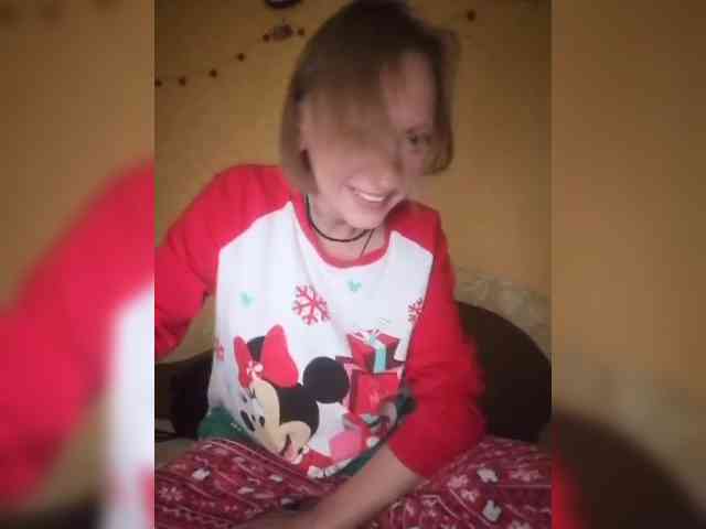 Ella-Mary webcam