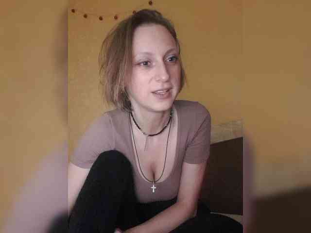 Ella-Mary webcam
