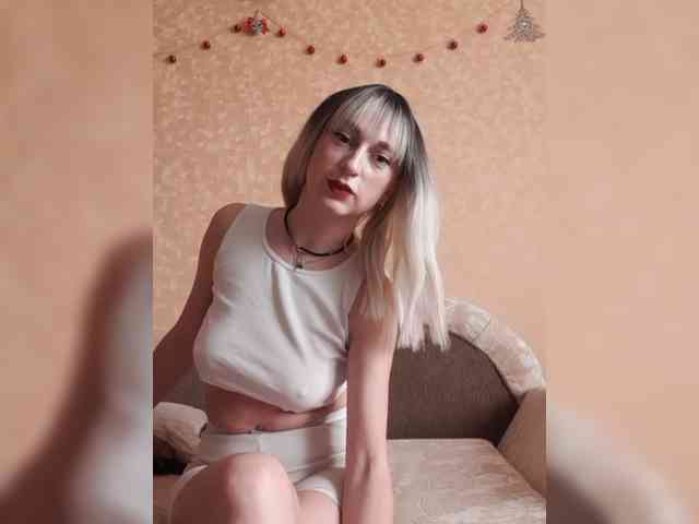 Ella-Mary webcam