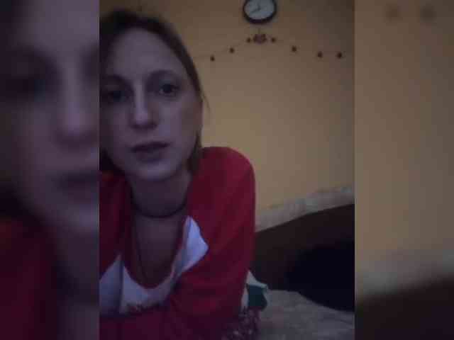Ella-Mary webcam