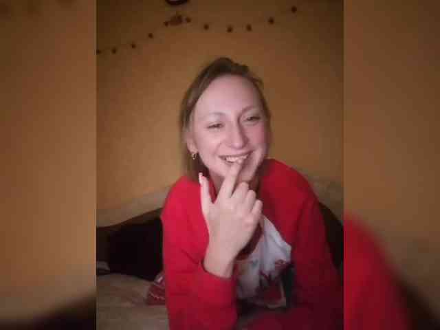 Ella-Mary webcam