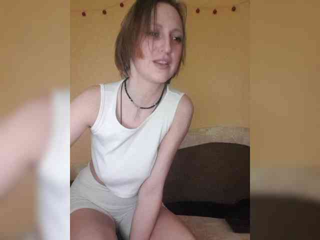 Ella-Mary webcam