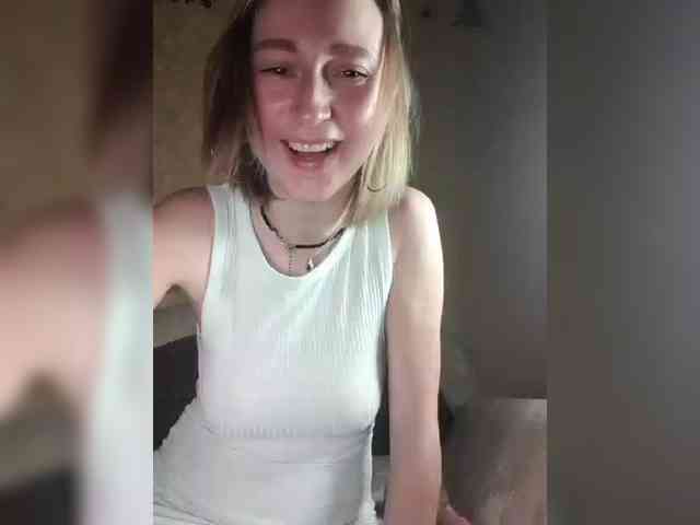 Ella-Mary webcam