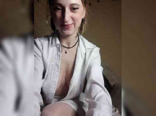 Ella-Mary webcam